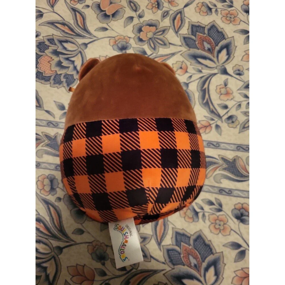 Squishmallows omar bear